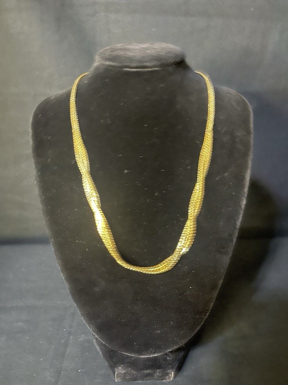 Monet Signed Gold Tone 16” Twisted Cobra Chain Necklace Vintage